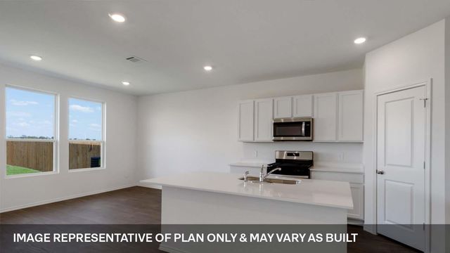 170 ORANGE FLAME BLVD, Uhland, TX 78640
