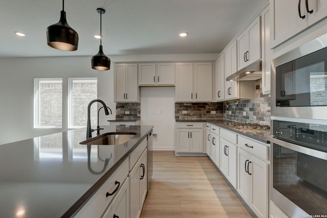 128 Yale St, Seguin, TX 78155