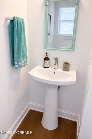 21 Shell Road, Mantoloking, NJ 08738