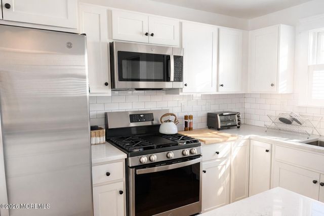 21 Shell Road, Mantoloking, NJ 08738