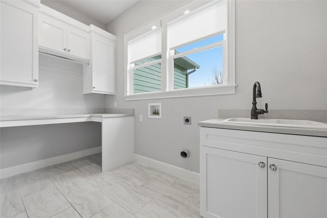 723 SW 131 DRIVE, Newberry, FL 32669