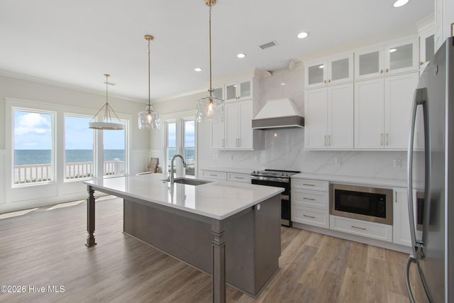 263 Ocean Boulevard E, Supply, NC 28462