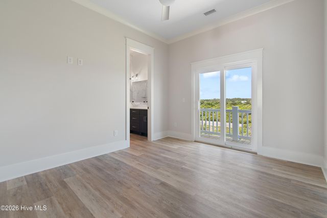 263 Ocean Boulevard E, Supply, NC 28462