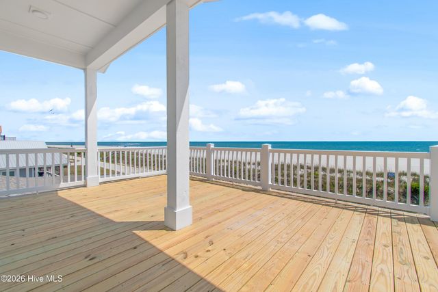 263 Ocean Boulevard E, Supply, NC 28462