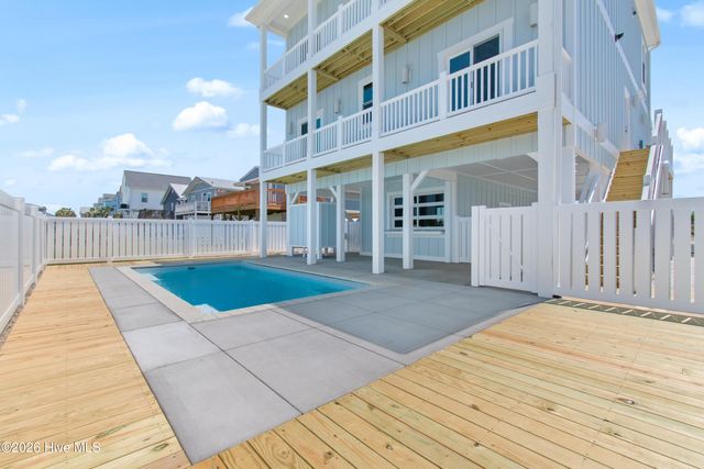 263 Ocean Boulevard E, Supply, NC 28462