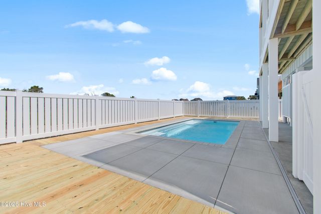 263 Ocean Boulevard E, Supply, NC 28462