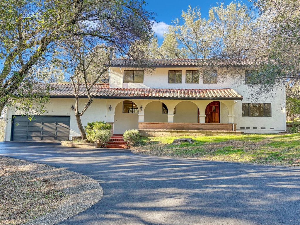 2580 Golden Fawn Trl, Shingle Springs, CA 95682