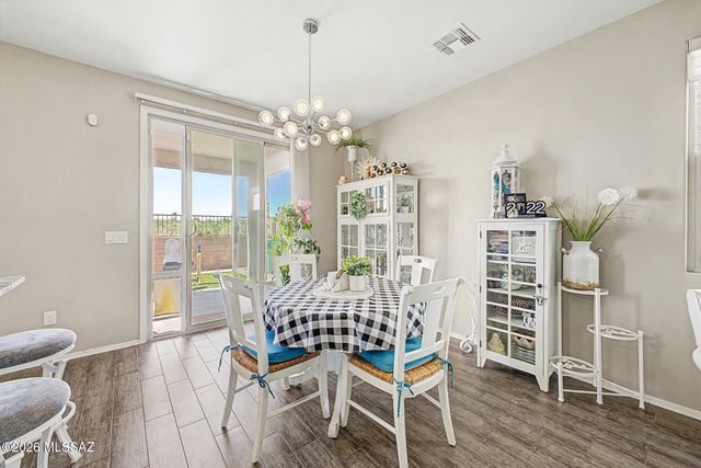 5975 N Umbra Court, Tucson, AZ 85741