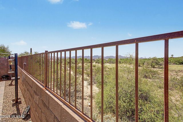 5975 N Umbra Court, Tucson, AZ 85741