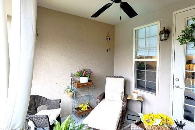 307 Seven Springs Way Apt 304, Brentwood, TN 37027