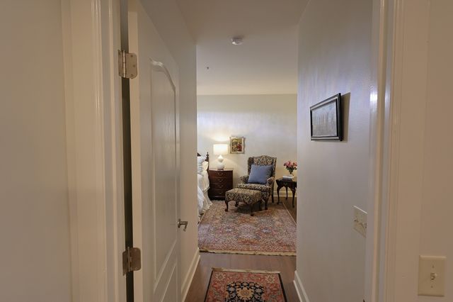 307 Seven Springs Way Apt 304, Brentwood, TN 37027