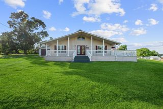 381 N Shady Oaks Drive, Point Blank, TX 77364