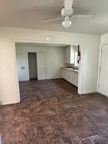 9 E 29th Street, San Angelo, TX 76903