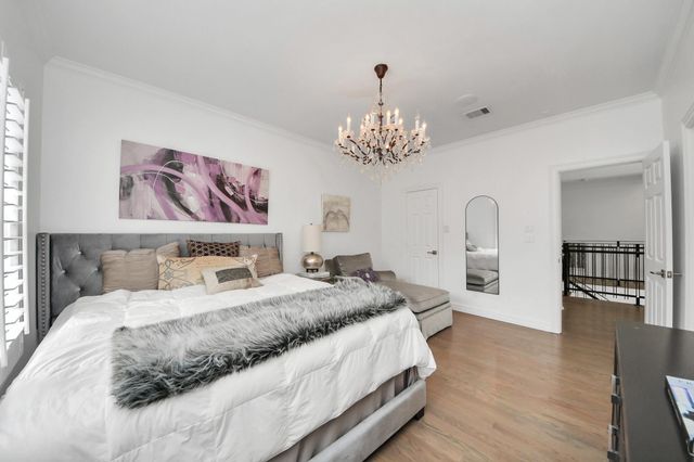 5042 Cedar Creek Drive, Houston, TX 77056