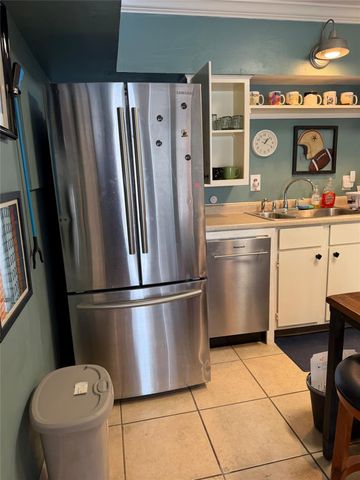 2808 Columbia Street A, Houston, TX 77008