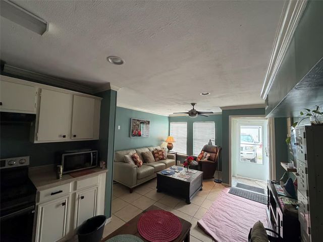 2808 Columbia Street A, Houston, TX 77008