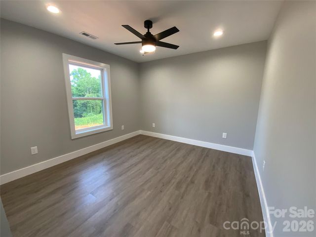 260 Forest Lake Road, Forest City, NC 28043