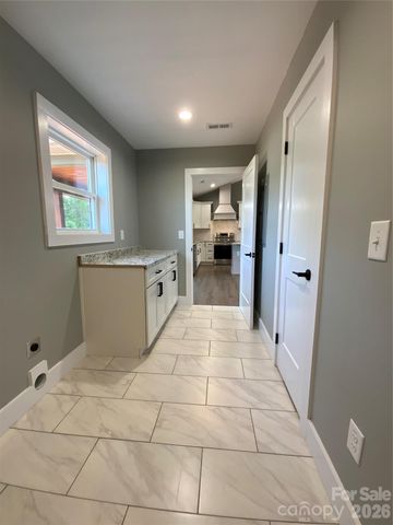 260 Forest Lake Road, Forest City, NC 28043