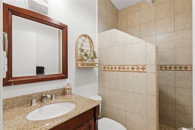 952 Holoholo Street, Kailua, HI 96734