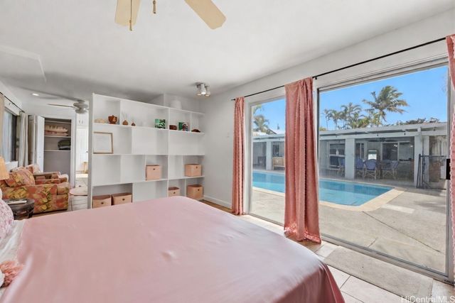 952 Holoholo Street, Kailua, HI 96734