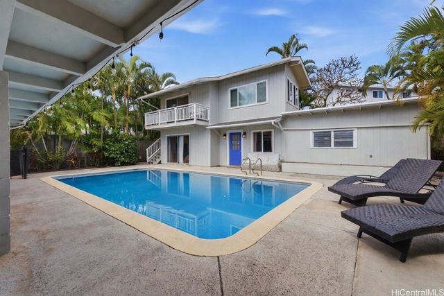 952 Holoholo Street, Kailua, HI 96734