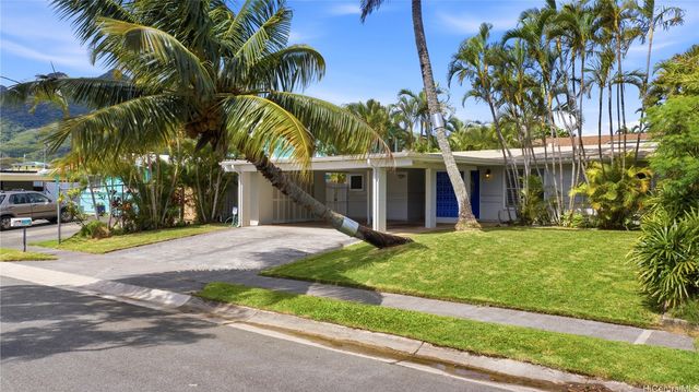 952 Holoholo Street, Kailua, HI 96734
