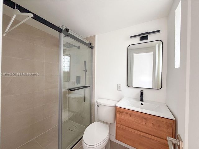 313 SW 1st Street 1, Hallandale Beach, FL 33009