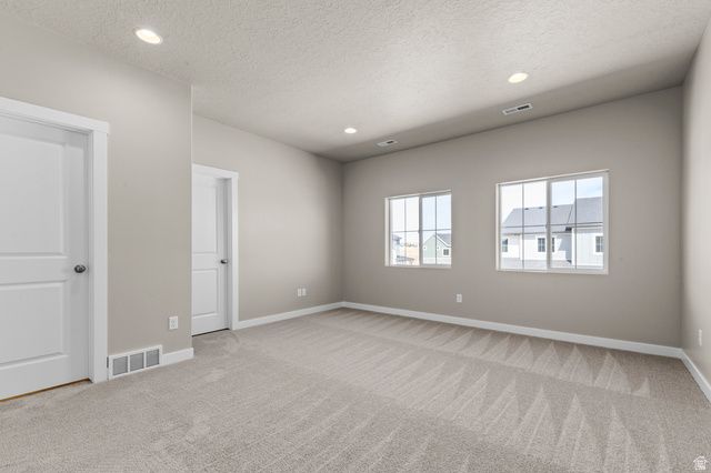 6568 W RAYNOLDS PEAK WAY, West Jordan, UT 84081