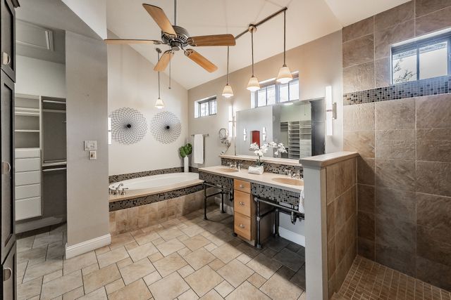 1040 Sherman Drive, Cedar Hill, TX 75104