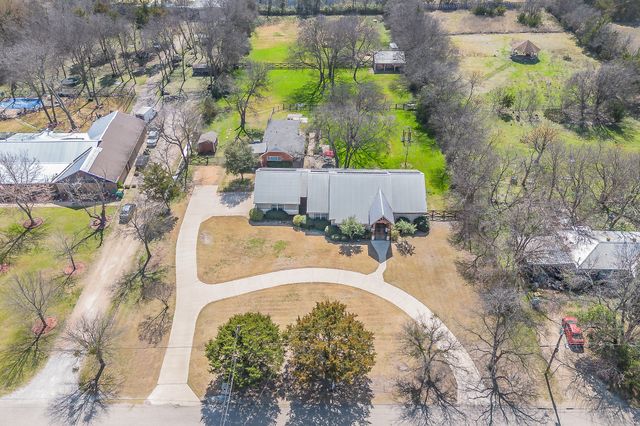1040 Sherman Drive, Cedar Hill, TX 75104
