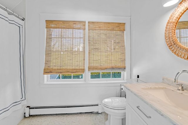 99 Cooke St, Edgartown, MA 02539