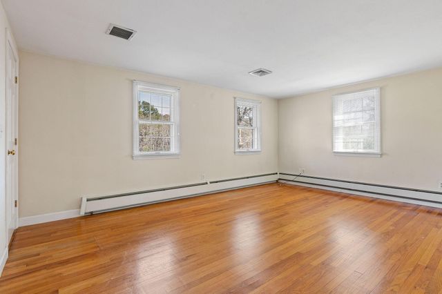 15 Greenwood Road, East Dennis, MA 02641