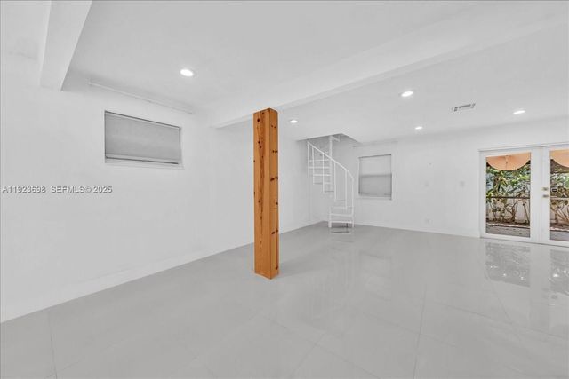 348 Palm St 0, Hollywood, FL 33019