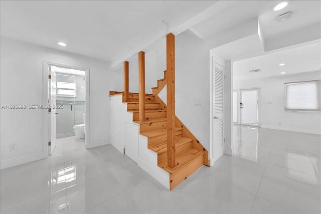 348 Palm St 0, Hollywood, FL 33019