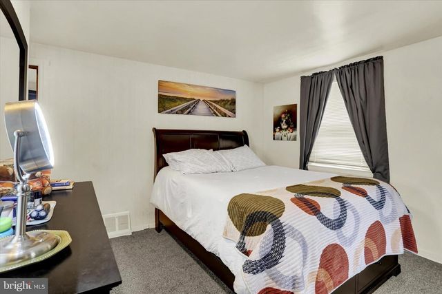 2980 CROYDEN RD, Harrisburg, PA 17104