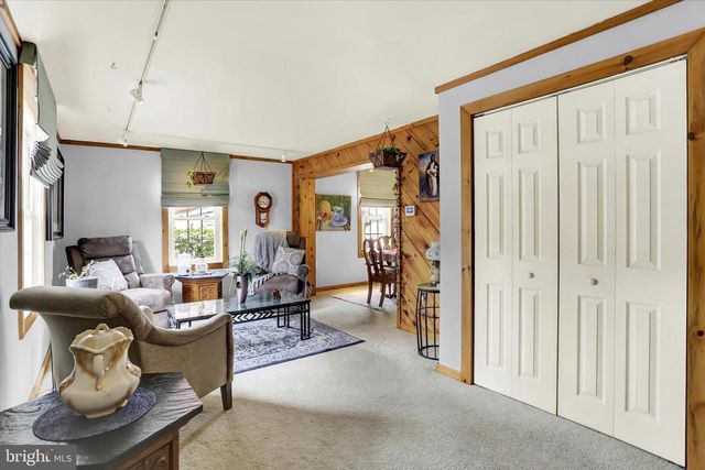 2980 CROYDEN RD, Harrisburg, PA 17104