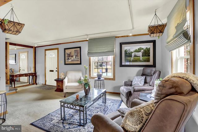 2980 CROYDEN RD, Harrisburg, PA 17104