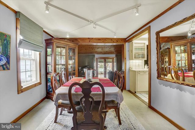 2980 CROYDEN RD, Harrisburg, PA 17104