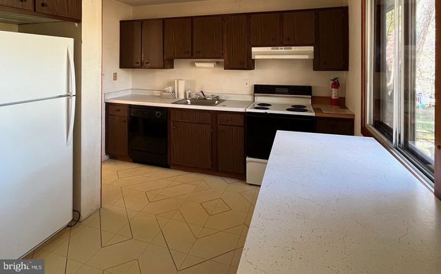 9454 BRETT LN, Columbia, MD 21045