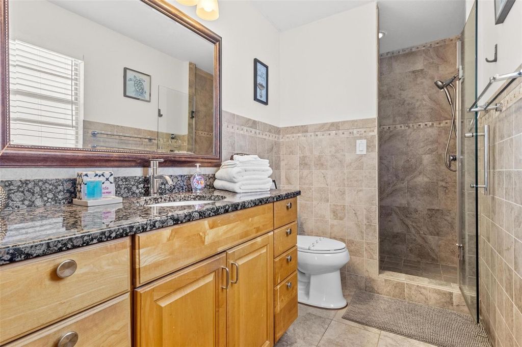 Image 17 of property listing at 8517 43RD AVENUE W, Bradenton, FL 34209