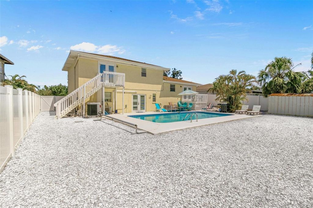 Image 24 of property listing at 8517 43RD AVENUE W, Bradenton, FL 34209