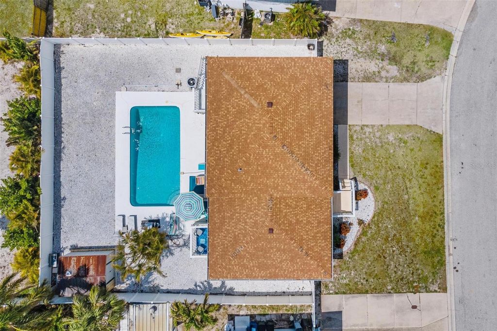 Image 26 of property listing at 8517 43RD AVENUE W, Bradenton, FL 34209