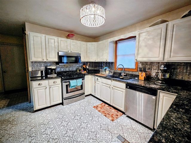 1009 Barton Street, Otsego, MI 49078