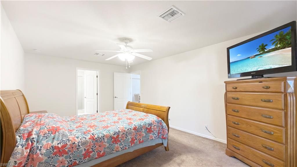 Image 16 of property listing at 205 SW 42nd ST, Cape Coral, FL 33914