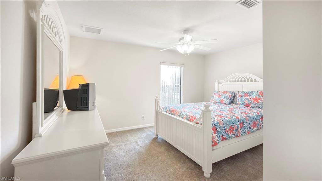 Image 20 of property listing at 205 SW 42nd ST, Cape Coral, FL 33914