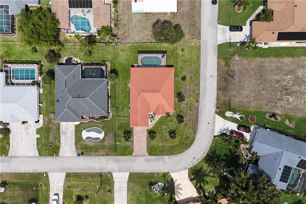 Image 34 of property listing at 205 SW 42nd ST, Cape Coral, FL 33914
