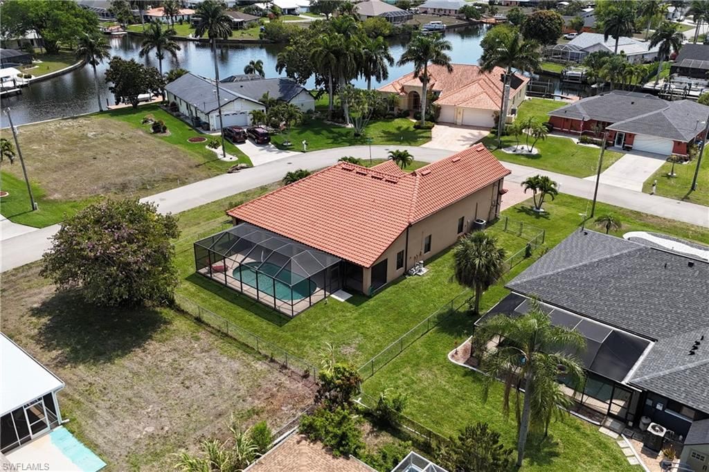 Image 39 of property listing at 205 SW 42nd ST, Cape Coral, FL 33914