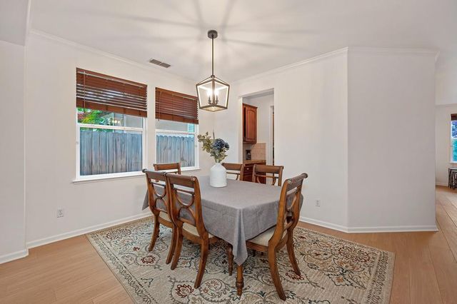 817 Sheffield Ln, Lincoln, CA 95648
