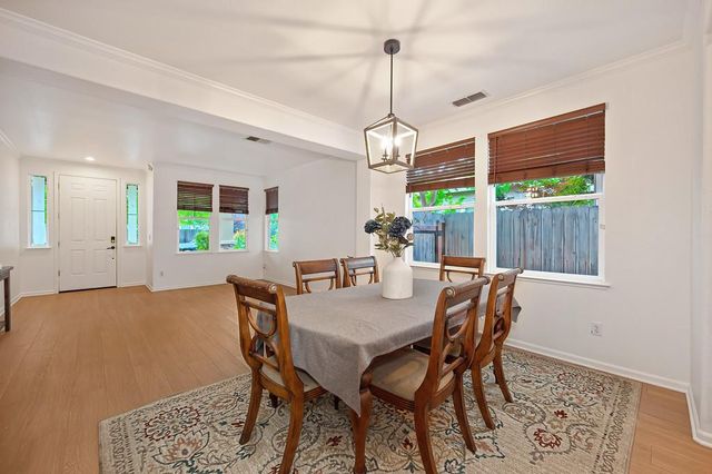 817 Sheffield Ln, Lincoln, CA 95648