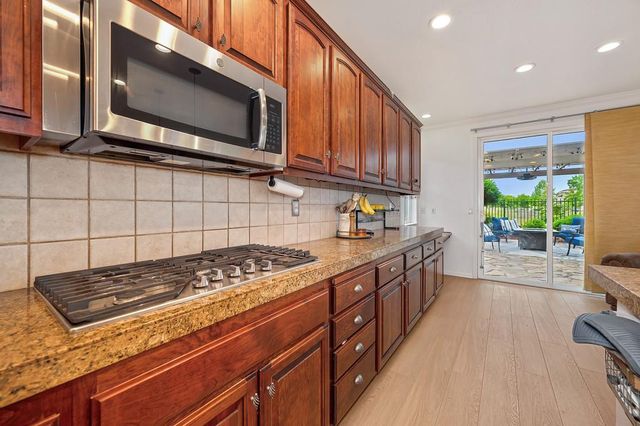 817 Sheffield Ln, Lincoln, CA 95648
